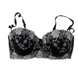 International Intimates Black and White Floral Lace Bralette - Size 36C